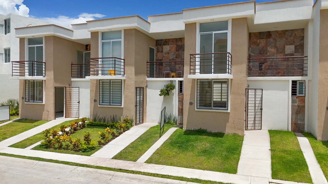 Casa Parota La Calma